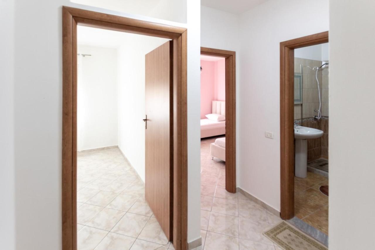 Spacious 2 Bedroom Apartment In Durres Beach מראה חיצוני תמונה