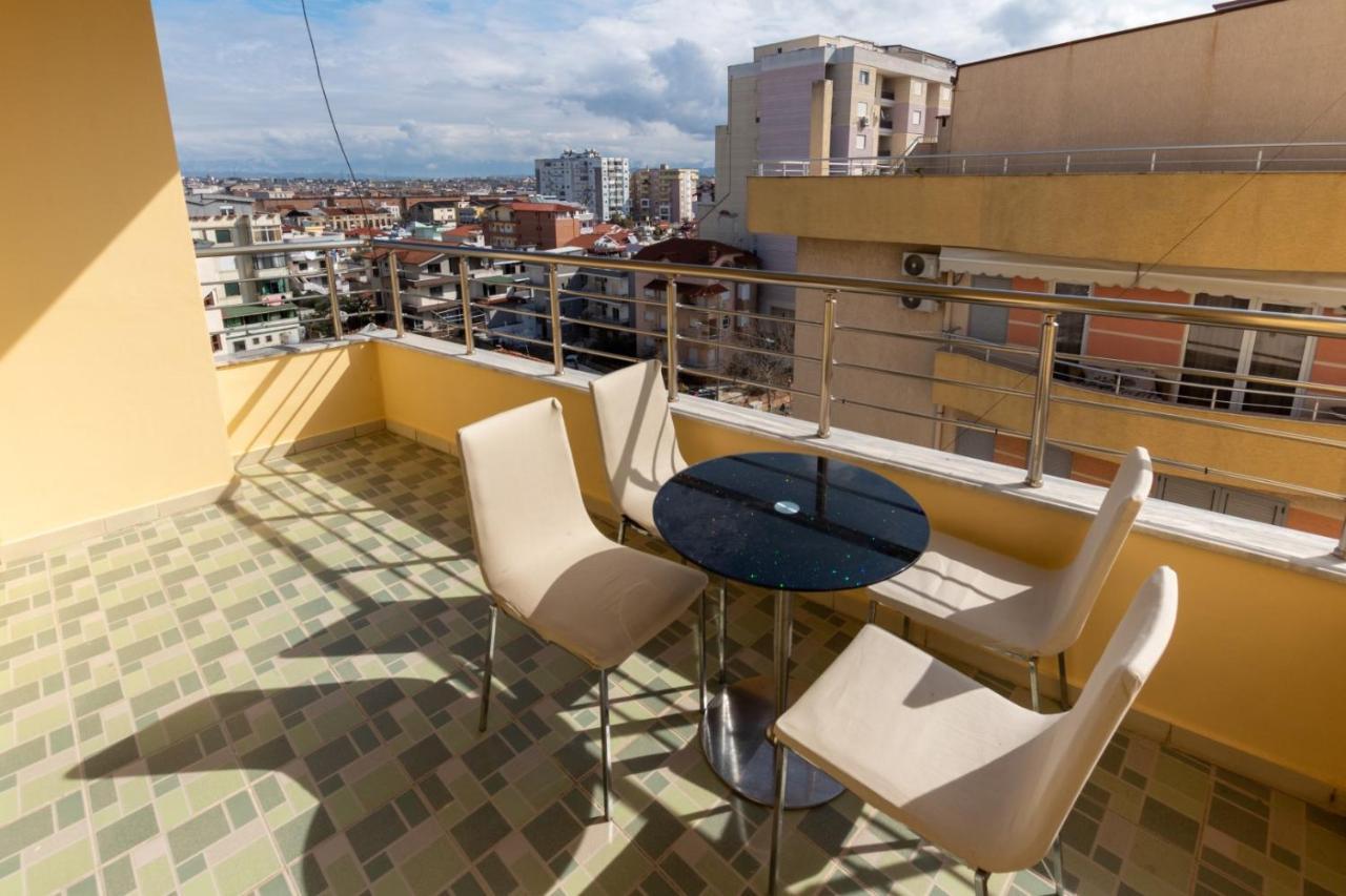 Spacious 2 Bedroom Apartment In Durres Beach מראה חיצוני תמונה